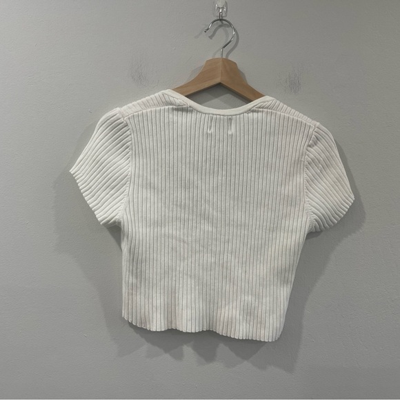 NWT BDG White Ribbed Crop Top Sz Large - Picture 3 of 7